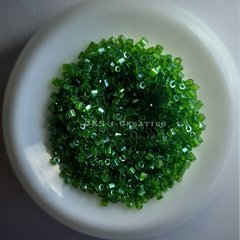 Бисер PRECIOSA рубка 11/0 , 56430, зеленый прозрачный, 50 грамм