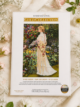 Dimensions 35119 In Her Garden &mdash; набір для вишивання хрестиком &laquo;В її саду&raquo;, серія Gold Collection